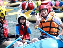 Not only big wave! Let's enjoy the whole body with Kochi Yoshino river!