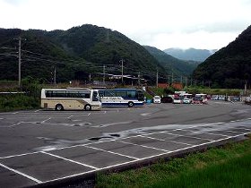 バス駐車場